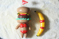 artist:mira banana game:tomodachi_life hamburger sculpture streamer:vinny // 1080x720 // 74.4KB
