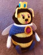 artist:misnova crochet game:super_mario_galaxy queen_bee streamer:vinny // 522x670 // 869.8KB