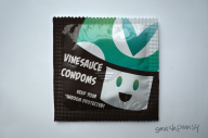 artist:smashpansy condom streamer:vinny // 1240x826 // 640.7KB